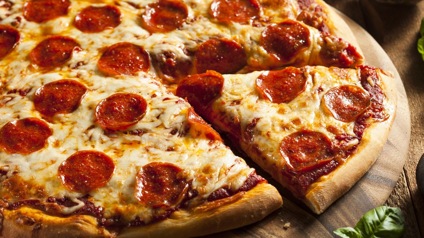 Pizza Hut Menu Prices Malaysia 2025, Hours, Location